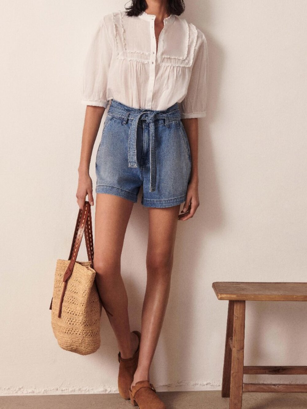 Doen-style Romantic White Cotton Blouse